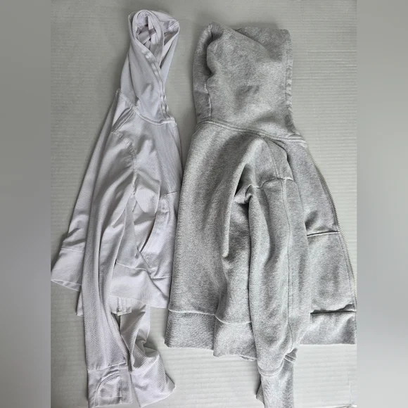 Athleta Girls Bundle 2 Sets Of Hooded Sweatets Size 7 Girls Gray White - Picture 1 of 11
